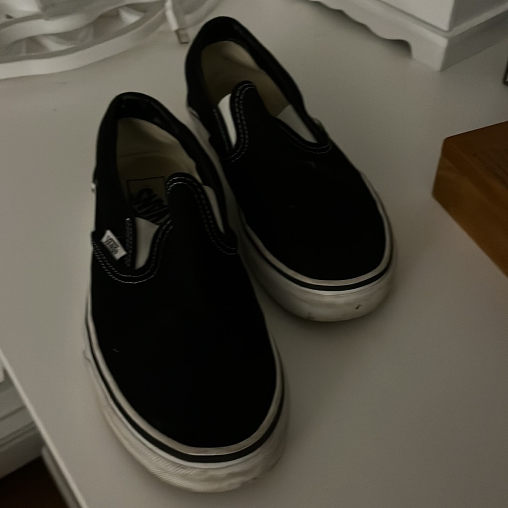 black slip on vans - Picture 4 of 4